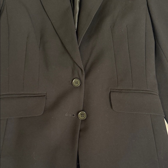 Apps - Picture 3 of 6